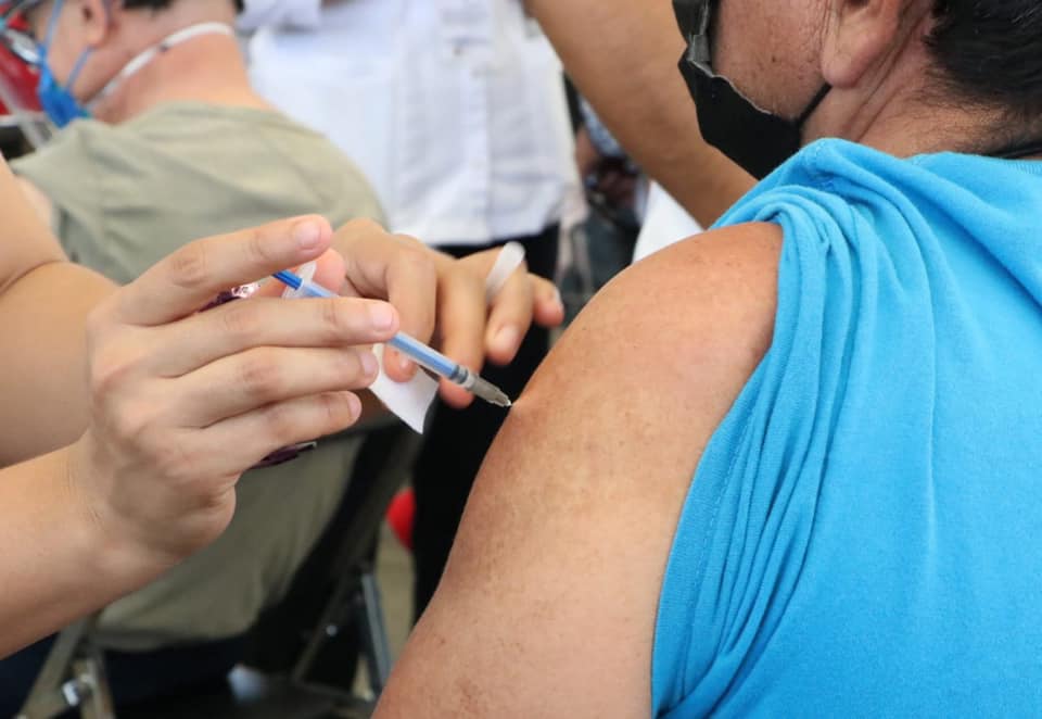 Próximo miércoles arranca vacunación anti COVID-19 a personas de 50 a 59 años en región Istmo-Costa.jpg