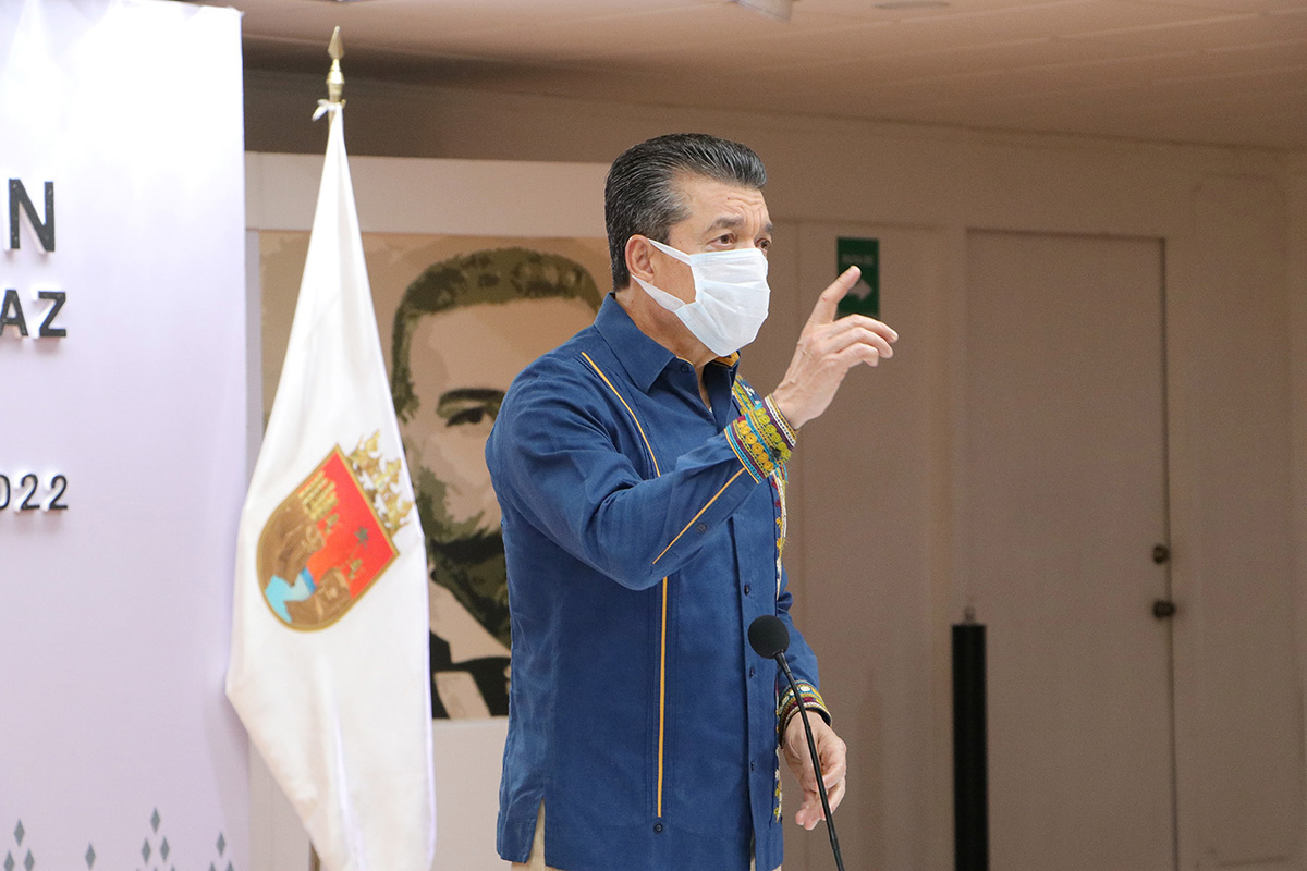 Anuncia Gobernador arribo de 100 mil vacunas contra el COVID-19 a Chiapas.jpg