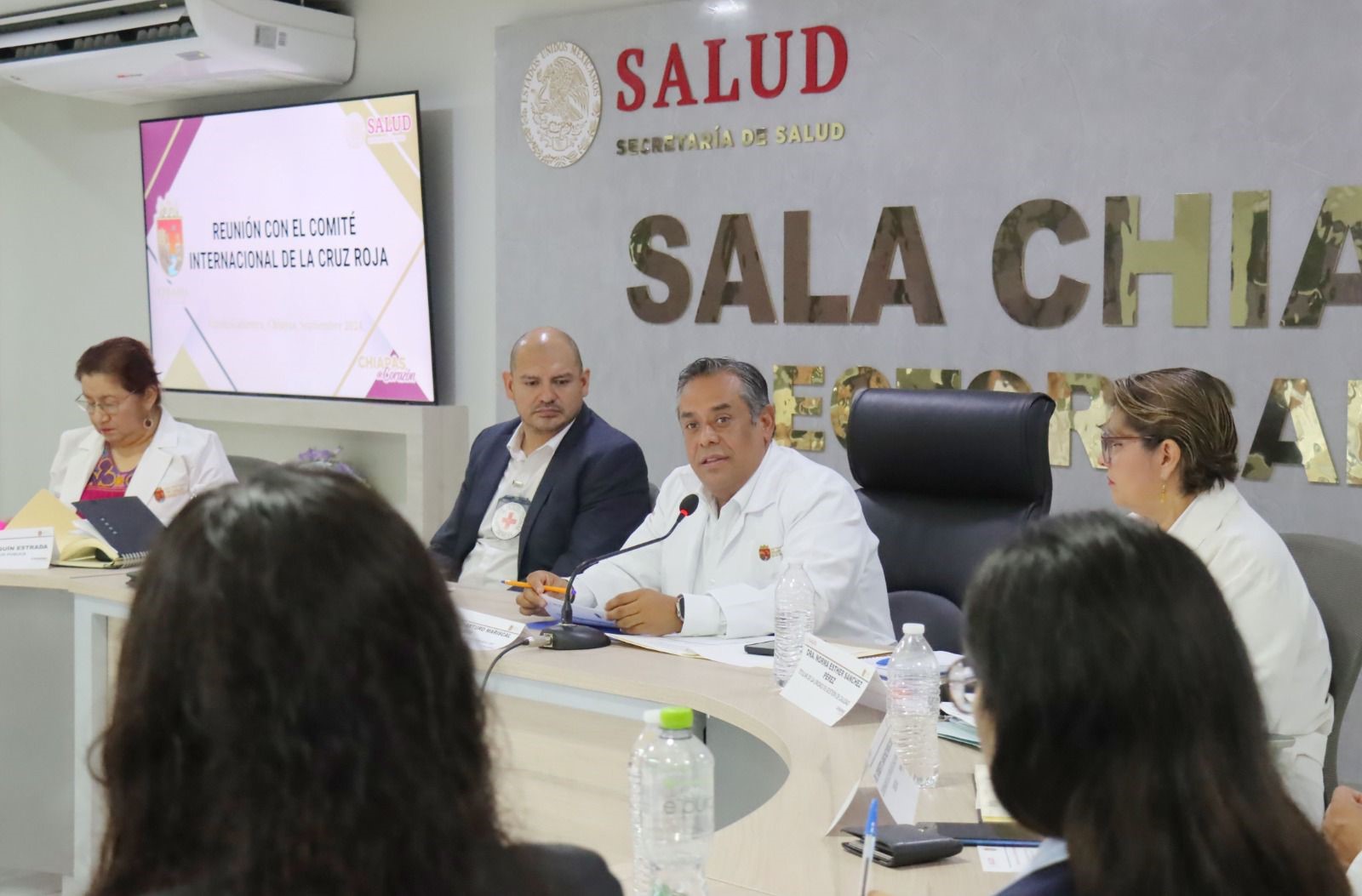 Secretaría de Salud de Chiapas y Cruz Roja Internacional preparan proyectos conjuntos.jpg